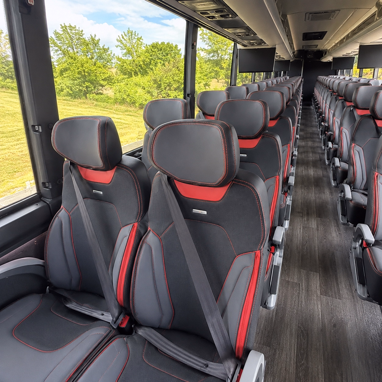 charter bus rides to bridgestone arena and nashville concerts