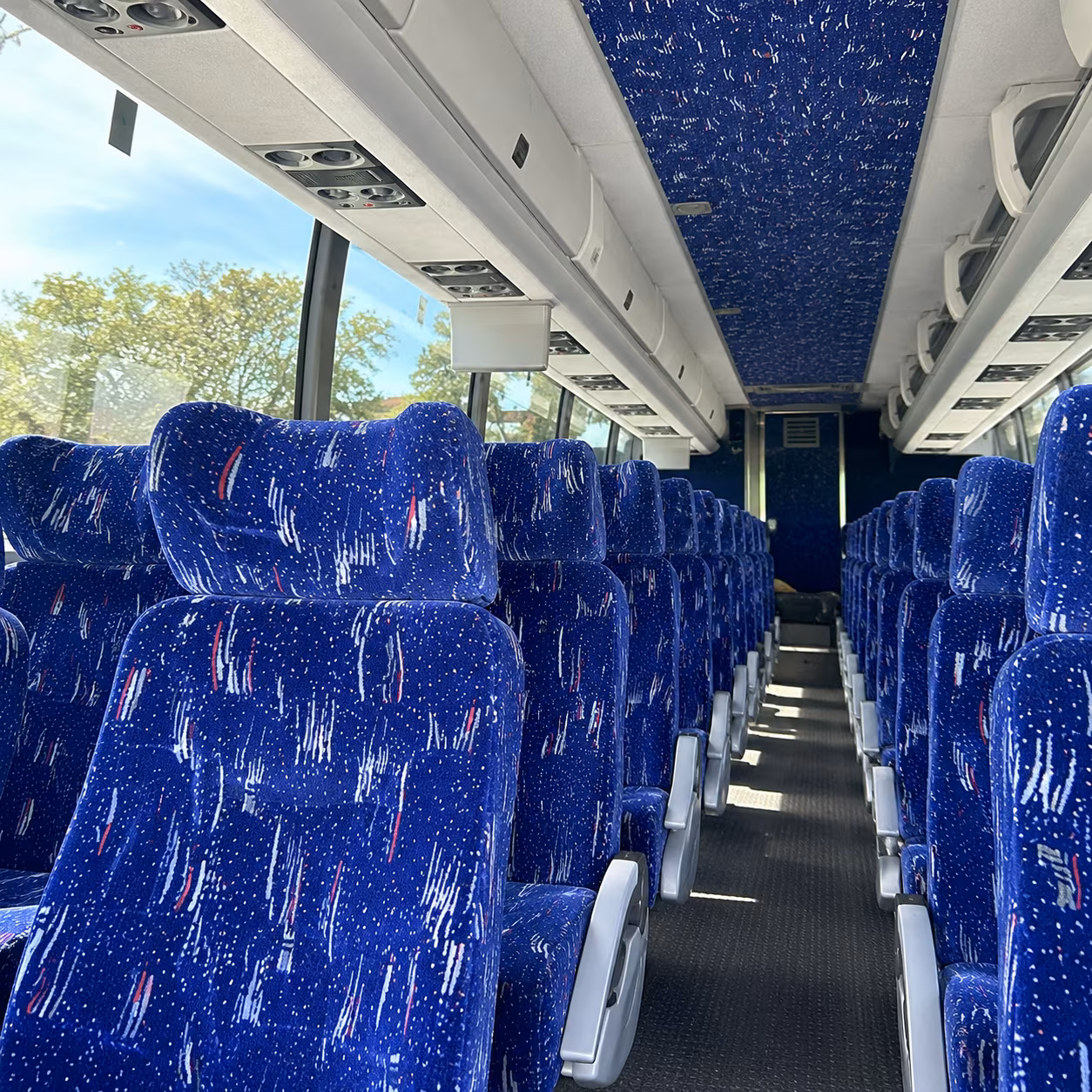 how the distance and duration of your trip affect charter bus rates in franklin