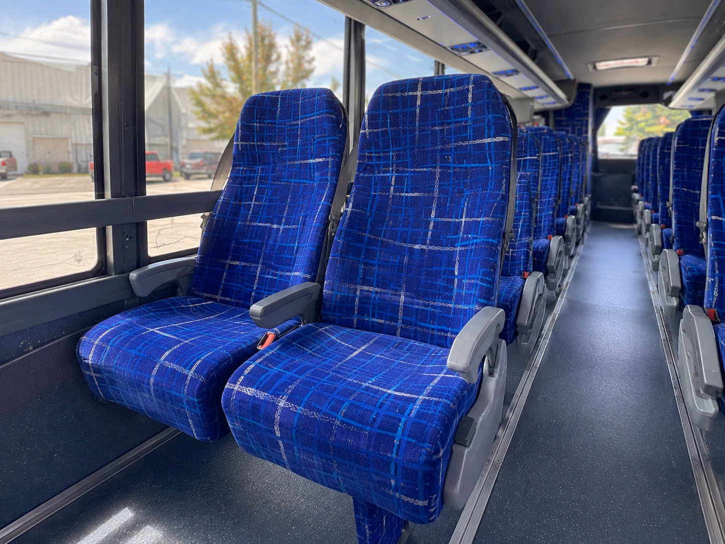 how your starting location and deadhead miles affect charter bus rates in franklin tennessee