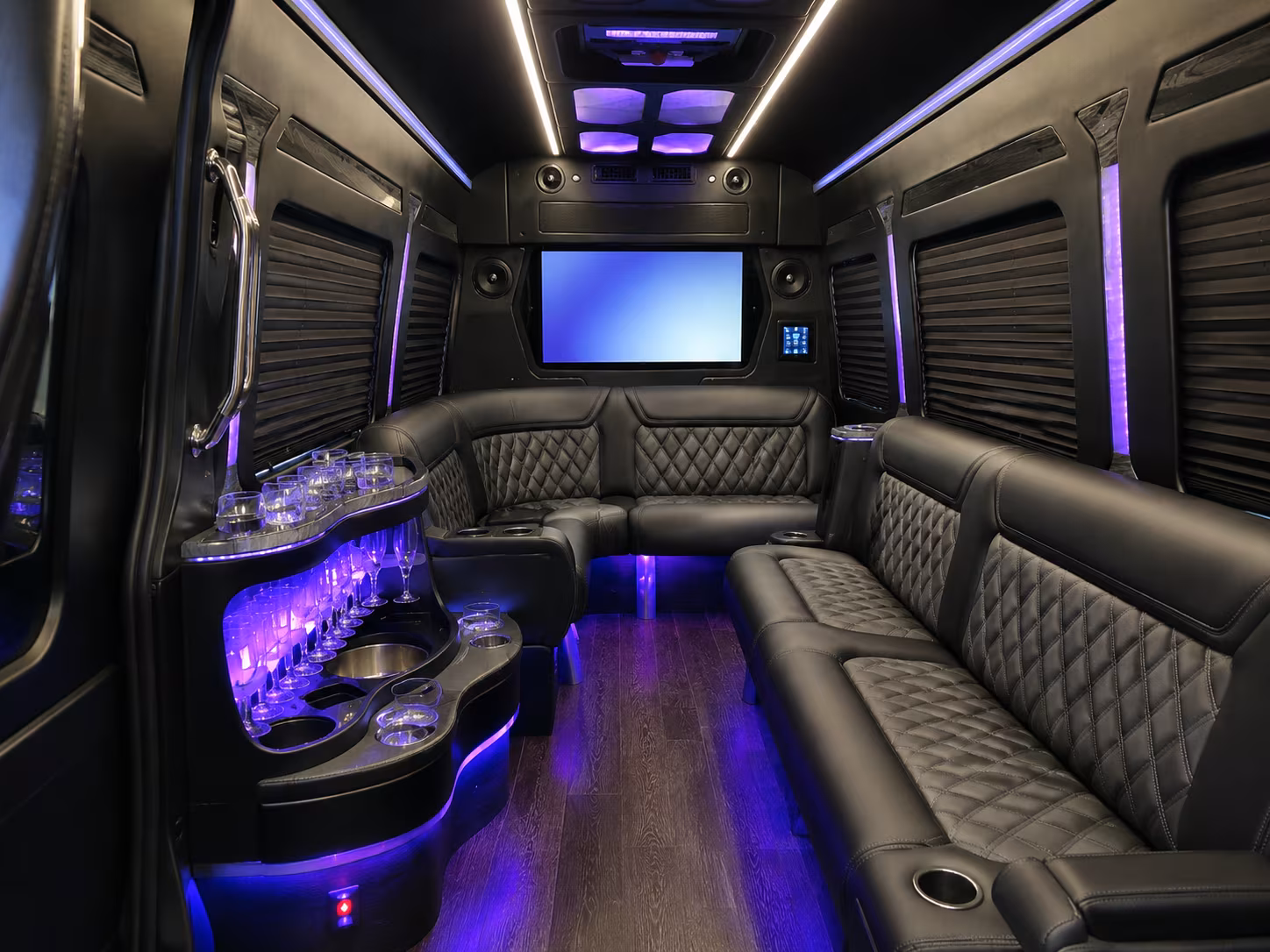 with franklincharterbusservices com you can find concert buses for the grand ole opry and geodis park